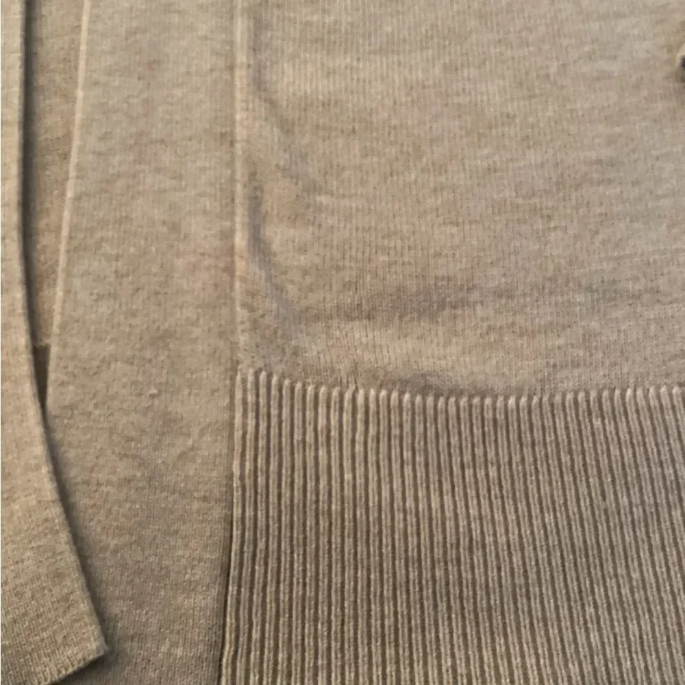 Ann Taylor L Camel knit open Sweater